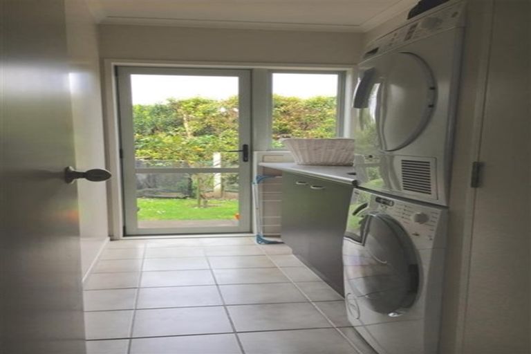 Photo of property in 38 Lax Crescent, Leigh, 0985