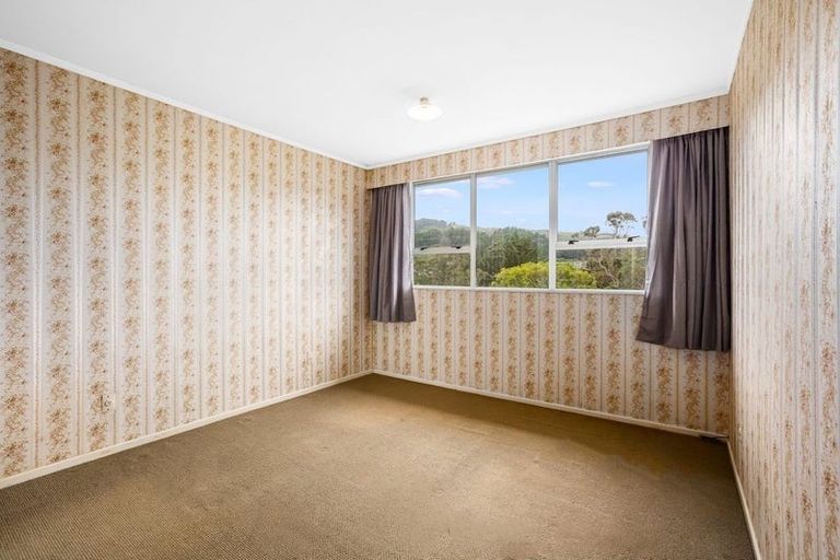 Photo of property in 133a Taylor Terrace, Tawa, Wellington, 5028