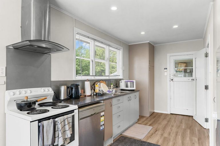 Photo of property in 87 Hoani Street, Northcote, Christchurch, 8052