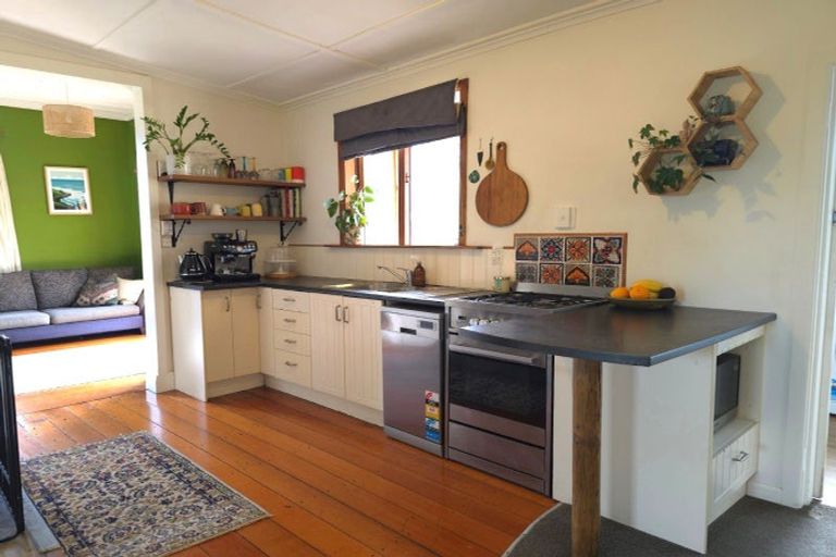 Photo of property in 8874 Paeroa Kopu Road, Puriri, Thames, 3578