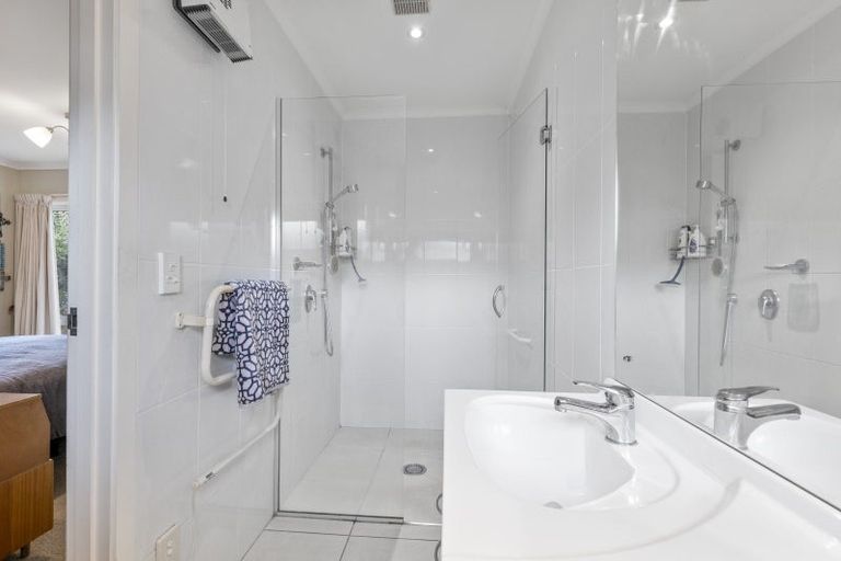 Photo of property in 29d Baring Terrace, Strandon, New Plymouth, 4312