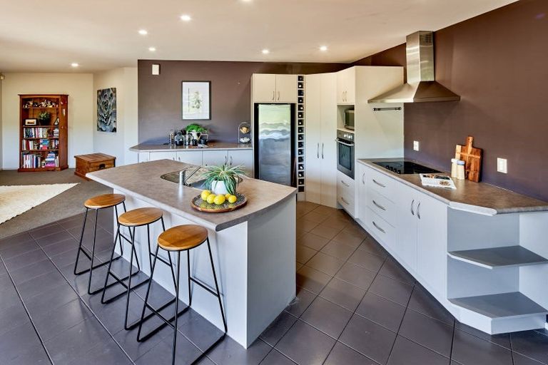 Photo of property in 69 Kaitangata Crescent, Kelson, Lower Hutt, 5010