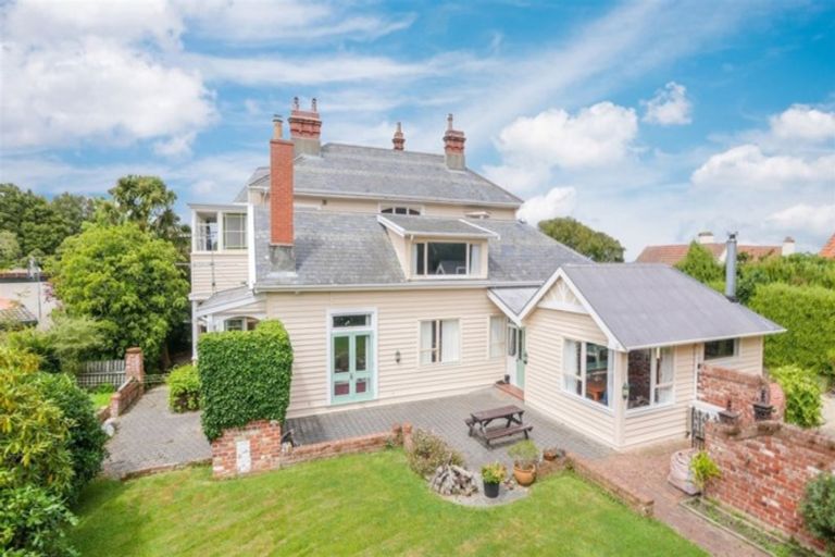 Photo of property in 60 Wallace Street, Maori Hill, Dunedin, 9010