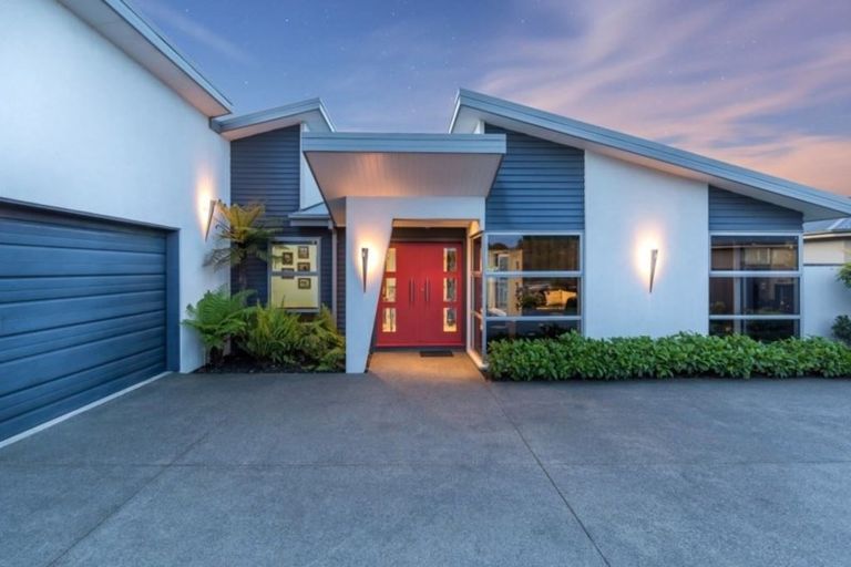 Photo of property in 28 Longspur Avenue, Wigram, Christchurch, 8025