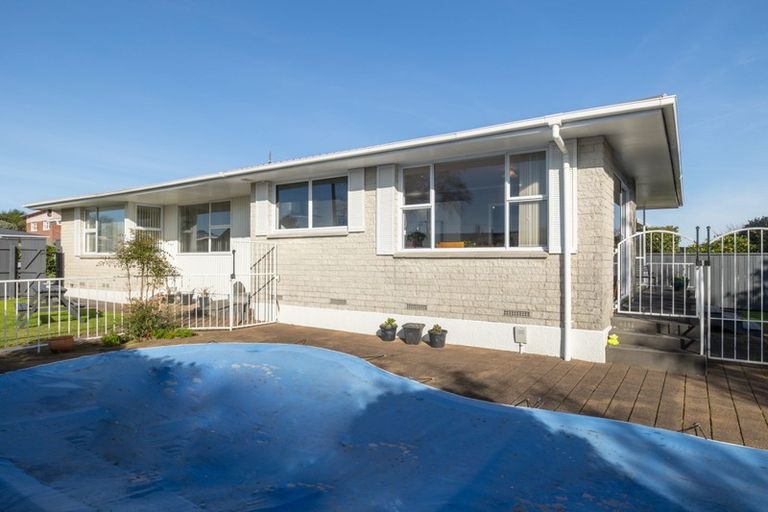 Photo of property in 64 Nevada Drive, Merrilands, New Plymouth, 4312