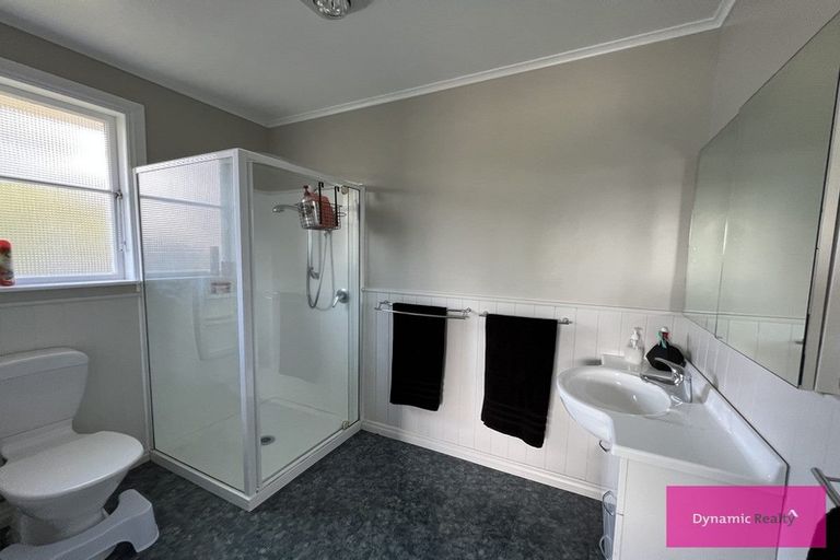 Photo of property in 15 Ilford Place, Awapuni, Palmerston North, 4412