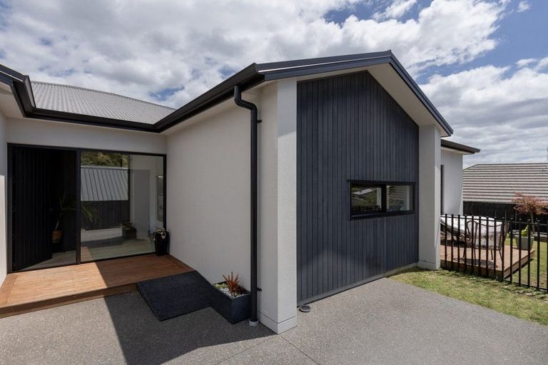 Photo of property in 132 Adler Drive, Ohauiti, Tauranga, 3112