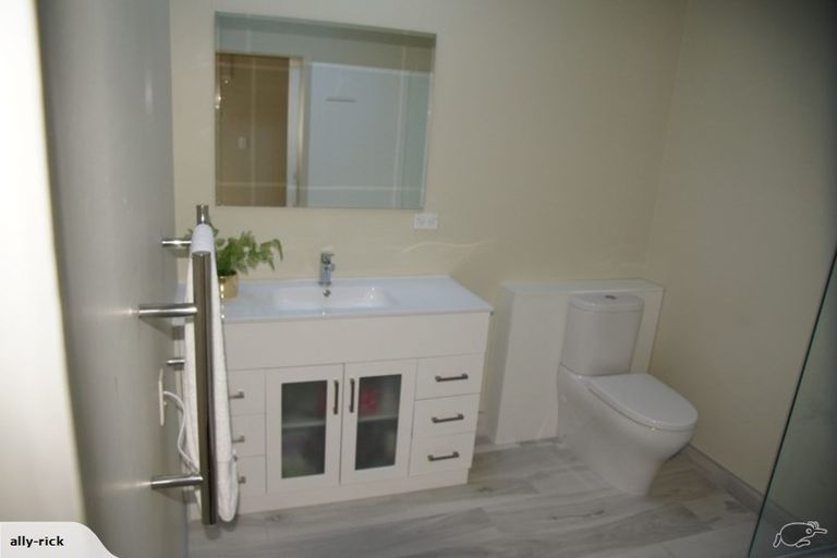 Photo of property in 49 Paynters Avenue, Strandon, New Plymouth, 4312