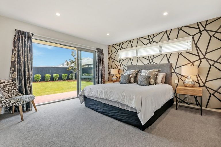 Photo of property in 14 Strauss Drive, Rolleston, 7614