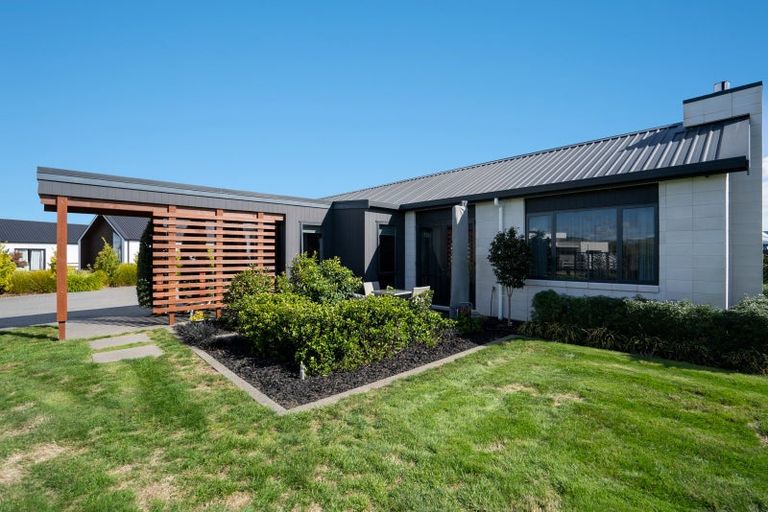 Photo of property in 75 Baxter Michael Crescent, Cambridge, 3434