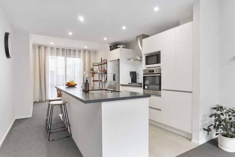 Photo of property in 8 Chaffinch Road, Hobsonville, Auckland, 0616