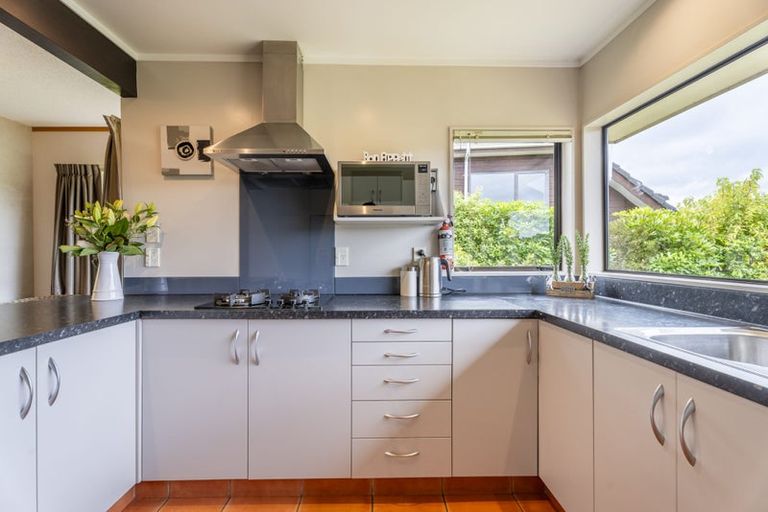 Photo of property in 7 Montrose Grove, Churton Park, Wellington, 6037