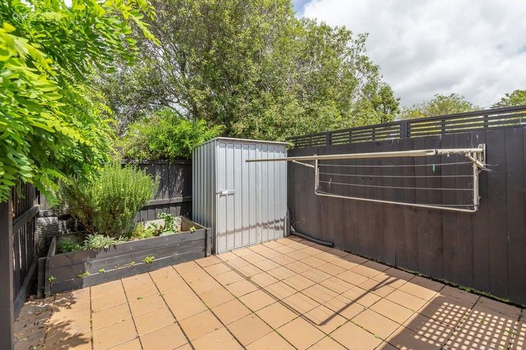 Photo of property in 4 Fieldstone Lane, Spreydon, Christchurch, 8024