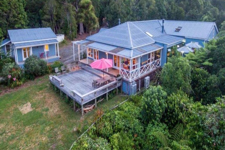 Photo of property in 733 Otaki Gorge Road, Hautere, Otaki, 5582