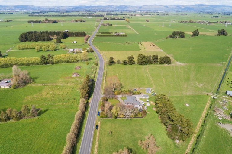 Photo of property in 1308 Rongotea Road, Kairanga, Palmerston North, 4475