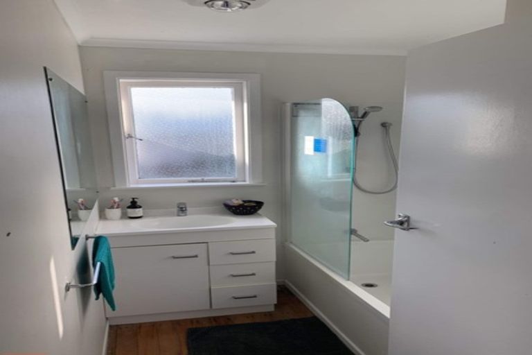 Photo of property in 9 English Street, St Andrews, Hamilton, 3200