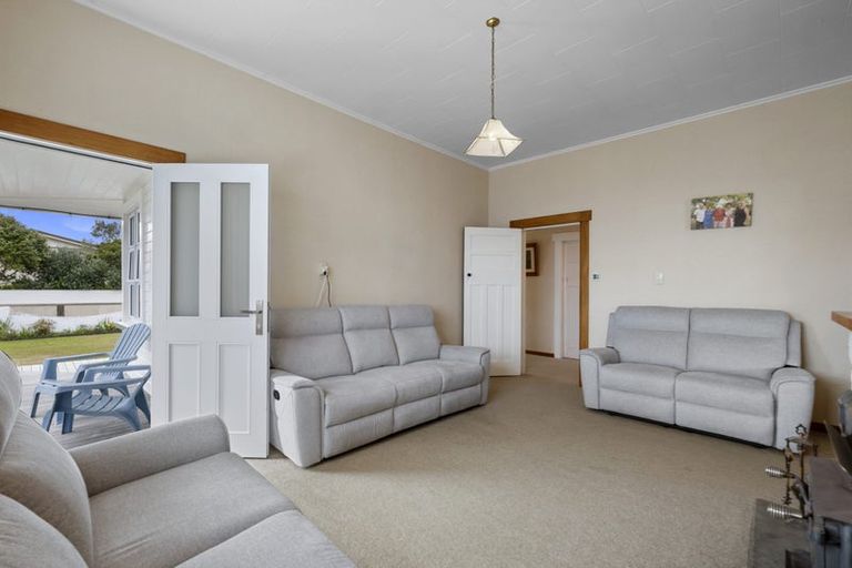 Photo of property in 62 Record Street, Fitzroy, New Plymouth, 4312