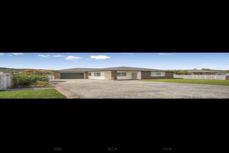 Photo of property in 16 Woodland Mews, Wainuiomata, Lower Hutt, 5014