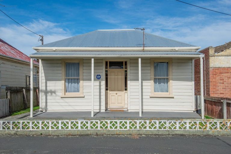 Photo of property in 52 Fawcett Street, South Dunedin, Dunedin, 9012