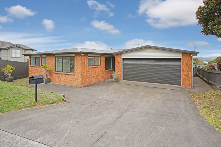 Photo of property in 13 Willis Avenue, Pukekohe, 2120