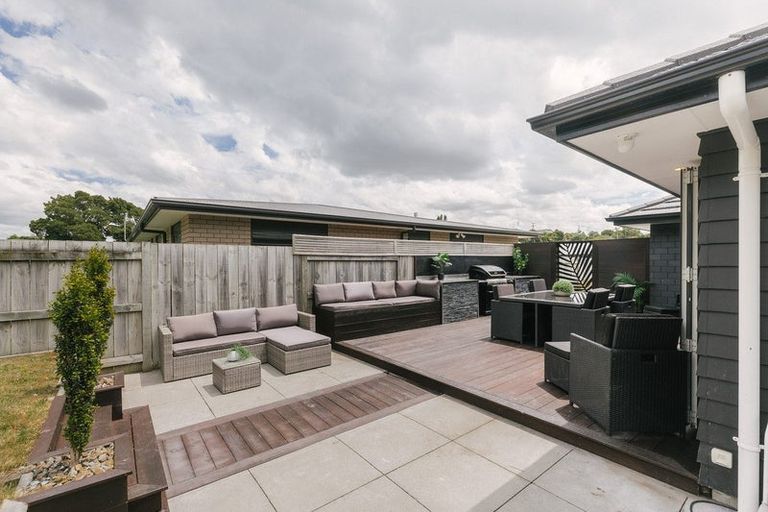 Photo of property in 12 Serenity Crescent, Kelvin Grove, Palmerston North, 4414