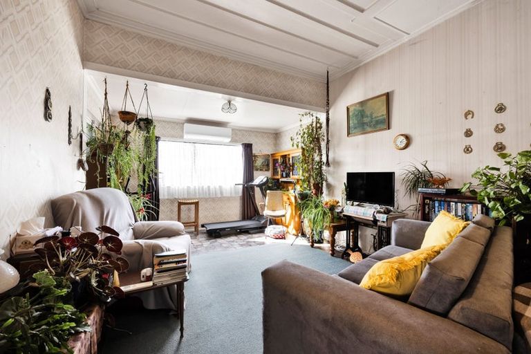 Photo of property in 11 Dorset Street, Patea, 4520