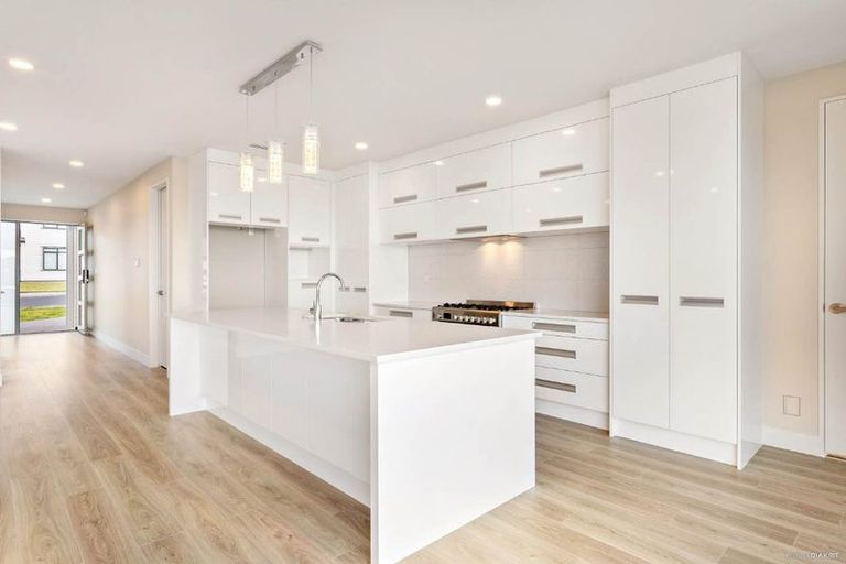 Photo of property in 16 Ormonde Drive, Silverdale, 0932