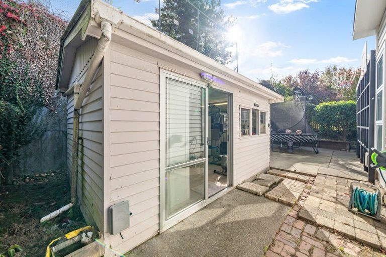Photo of property in 6 Monaghan Avenue, Karori, Wellington, 6012