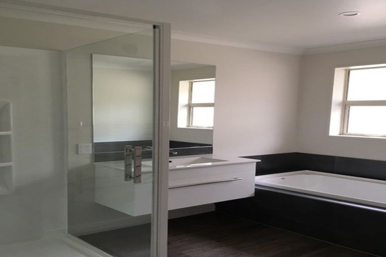 Photo of property in 103a Suva Street, Upper Riccarton, Christchurch, 8041