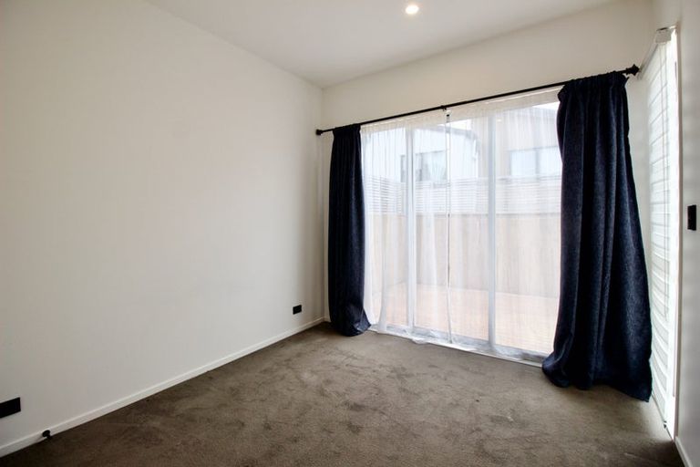 Photo of property in 7 Heri Lane, Westgate, Auckland, 0814