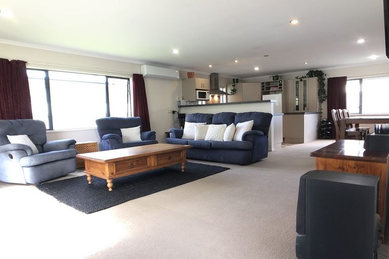 Photo of property in 11a Windsor Terrace, Taradale, Napier, 4112