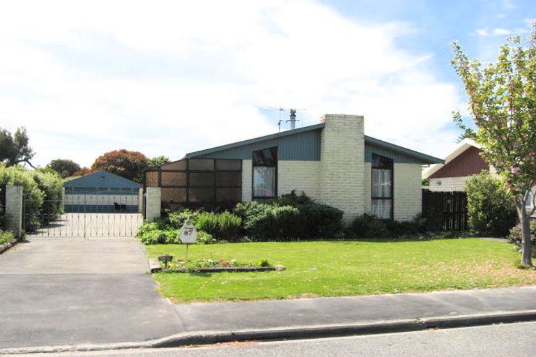 Photo of property in 87 Gray Crescent, Kaiapoi, 7630