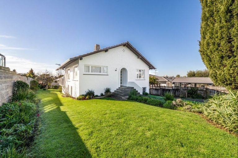 Photo of property in 14 Nelson Street, Howick, Auckland, 2014