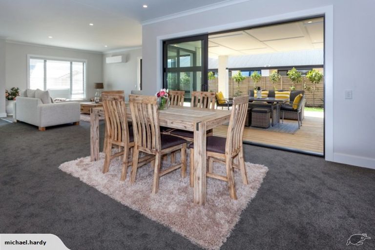 Photo of property in 150 Kupe Drive, Whitianga, 3510