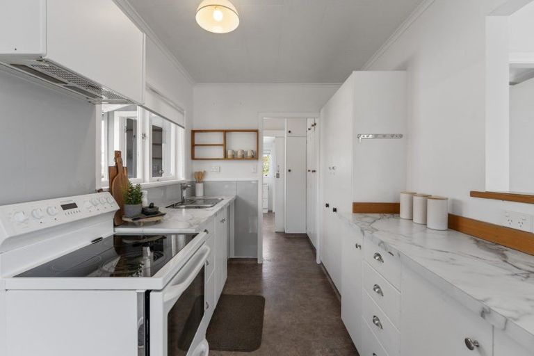 Photo of property in 21 Sunset Street, Hilltop, Taupo, 3330