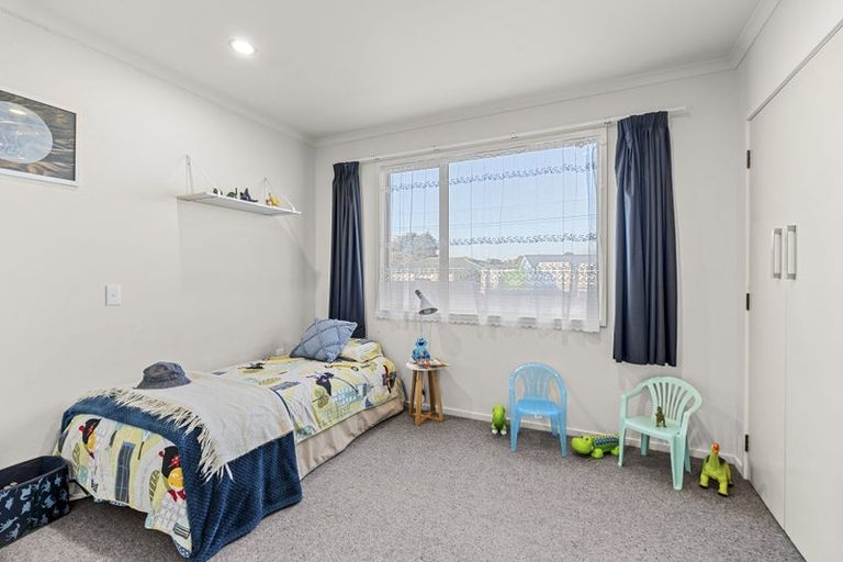 Photo of property in 12 Domett Street, Waitara, 4320