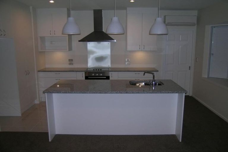 Photo of property in 24 Tahuna Street, Pegasus, 7612