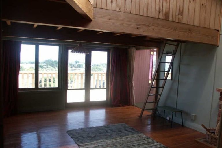 Photo of property in 968 Brighton Road, Brighton, Dunedin, 9035