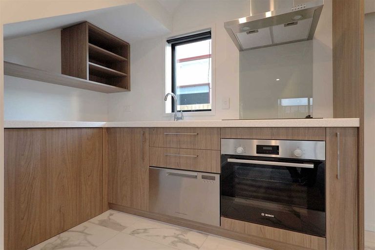 Photo of property in 5/269 Barbadoes Street, Christchurch Central, Christchurch, 8011