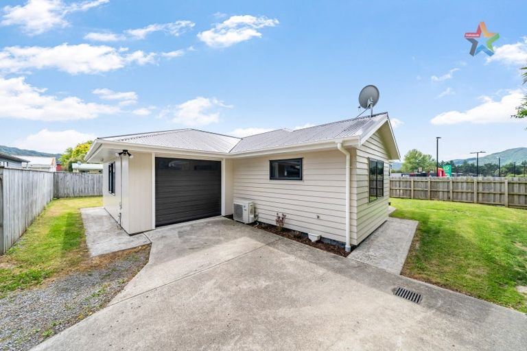 Photo of property in 24a Wainuiomata Road, Wainuiomata, Lower Hutt, 5014