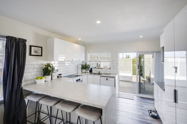 Photo of property in 7 Clare Place, Pirimai, Napier, 4112