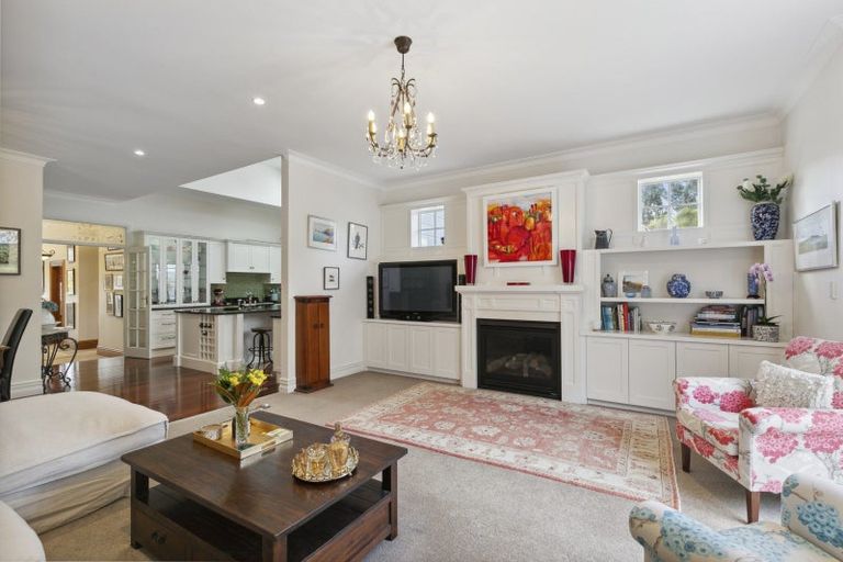 Photo of property in 11 Braithwaite Street, Karori, Wellington, 6012