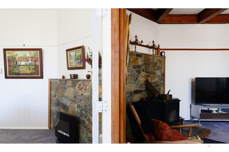 Photo of property in 17 Rhodes Street, Waimate, 7924