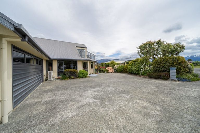 Photo of property in 2 Campbell Court, Te Anau, 9600