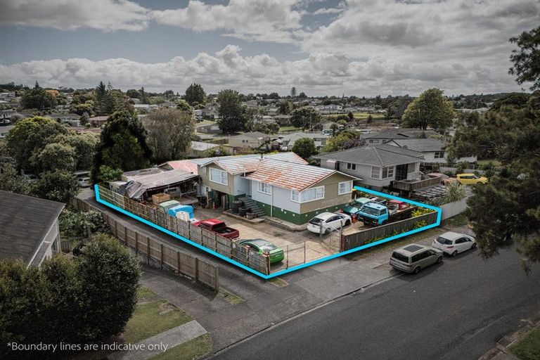 Photo of property in 15 Hobart Crescent, Wattle Downs, Auckland, 2103