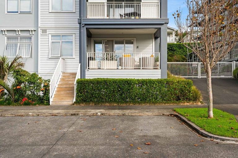 Photo of property in 58 Rewa Rewa Lane, Orewa, 0931