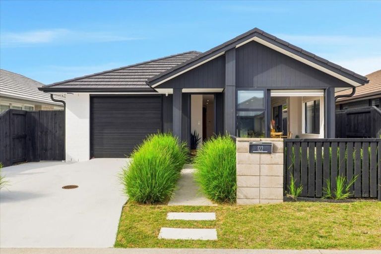 Photo of property in 122 Union Drive, Papamoa, 3118