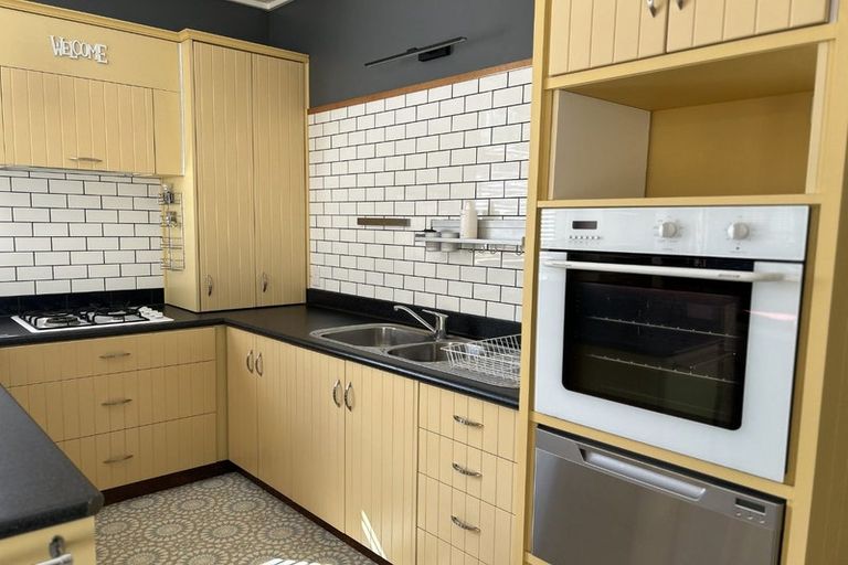 Photo of property in 39a Watt Street, Featherston, 5710