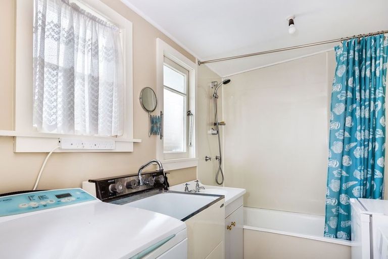 Photo of property in 104 Rangatira Drive, Mangakino, 3421