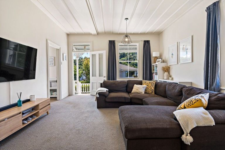 Photo of property in 12 The Avenue, Albany, Auckland, 0632